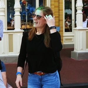 Meet your Posher, Annika